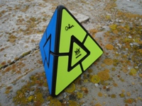 Pyraminx Duo.