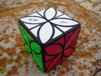 Clover Cube Plus.