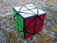 2x2 Skewb.