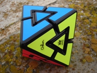 Pyraminx Diamond.