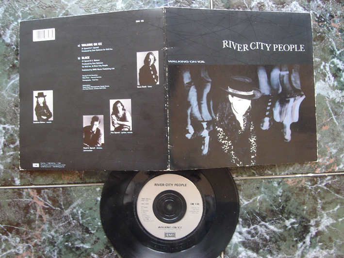 1989 Walking On Ice / Black (UK edition, gatefold).